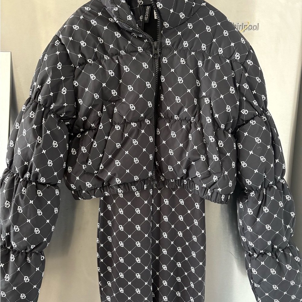 Stylish Black Puffer Jacket
